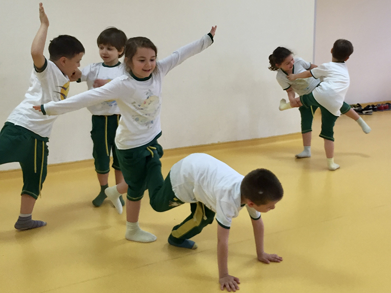 Çocuklar için Yaratıcı Dans